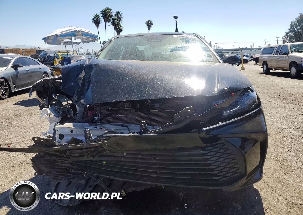 2025 Toyota Camry Le VIN:4T1DAACK1SU509992 - 5