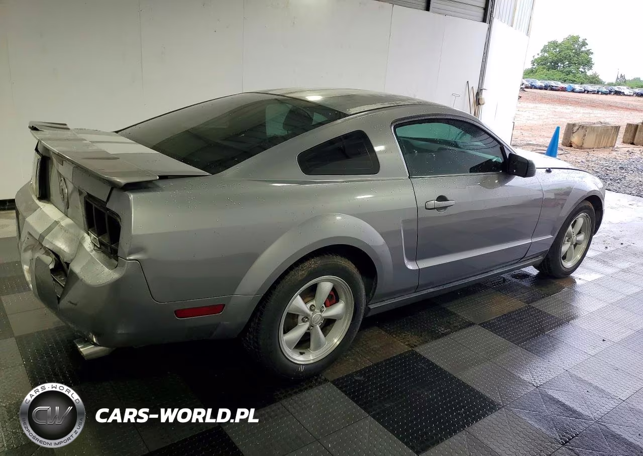 2007 Ford Mustang V6 Coupe VIN:1ZVFT80N675288418 - 3