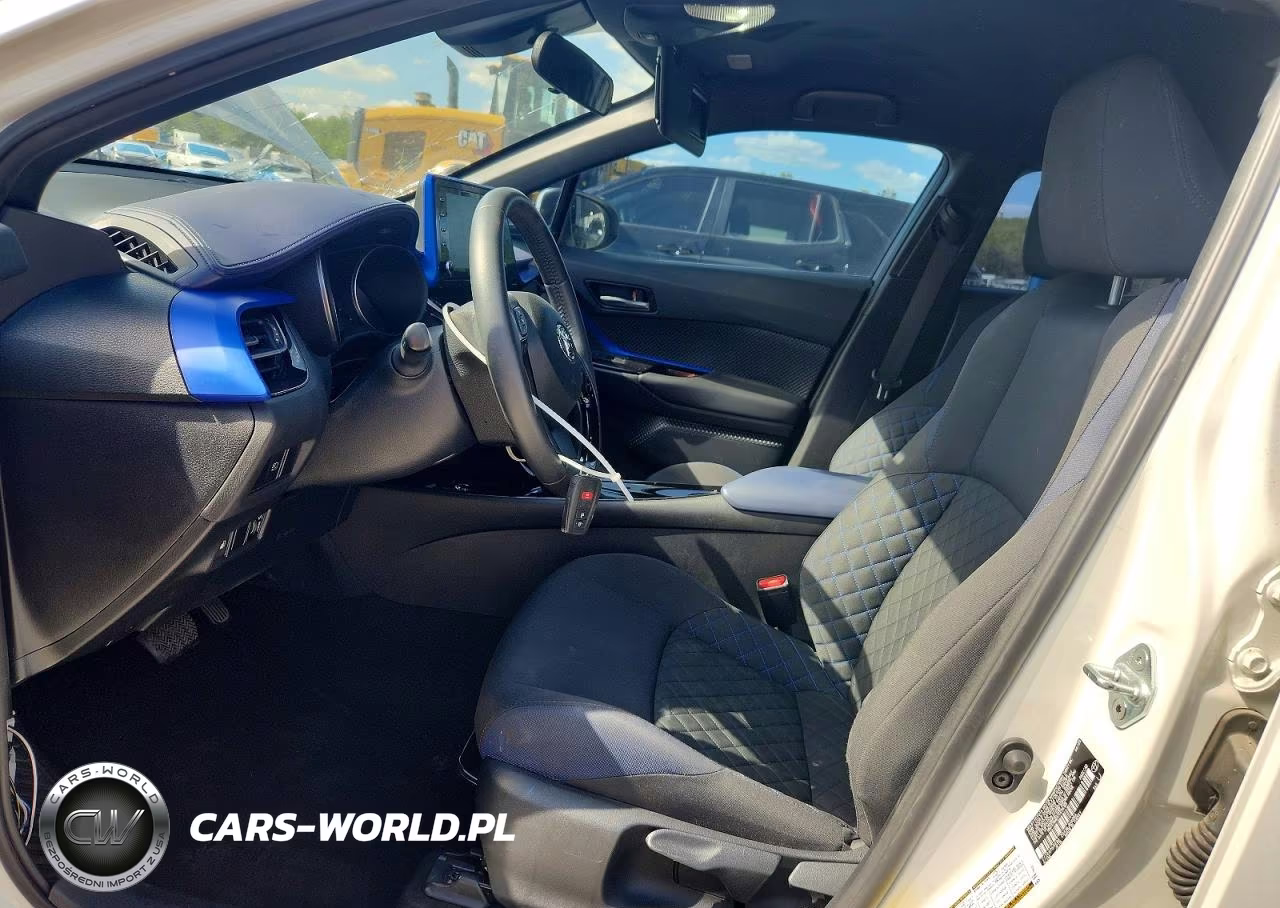 2020 Toyota C-Hr Xle VIN:NMTKHMBX7LR114189 - 7