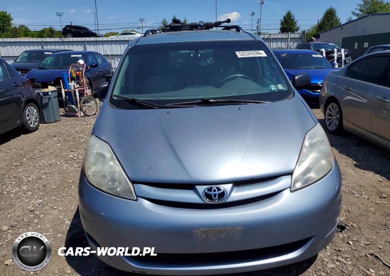 2009 Toyota Sienna Le 8-Passenger VIN:5TDZK23C79S270095 - 5