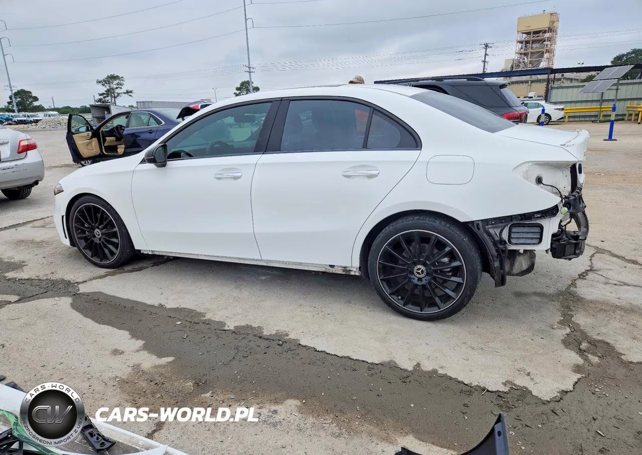 2022 Mercedes-Benz A 220 VIN:W1K3G4EB5NJ367767 - 2