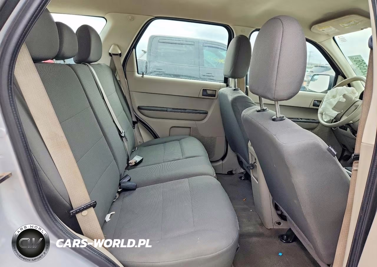 2012 Ford Escape Xls VIN:1FMCU0C72CKC19895 - 10
