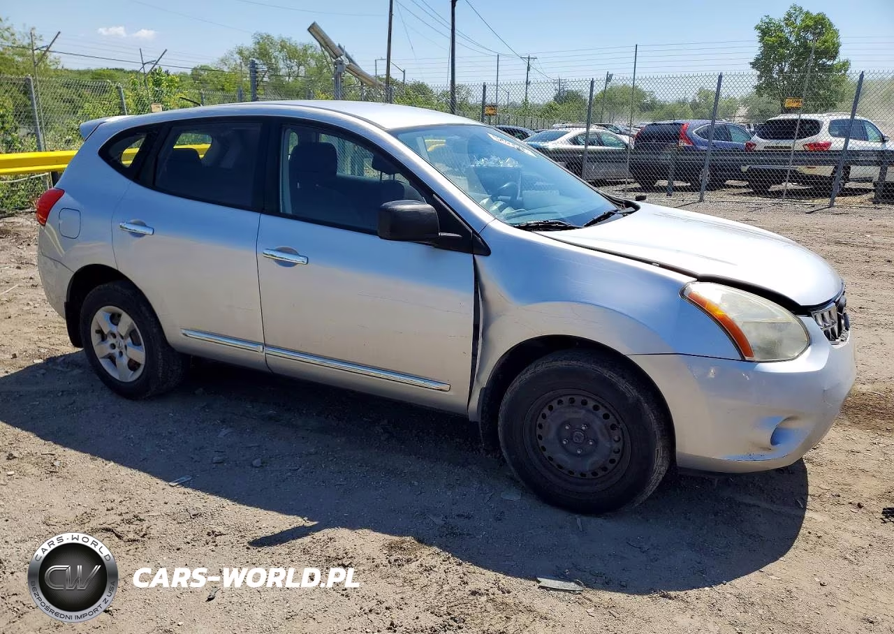 2013 Nissan Rogue S VIN:JN8AS5MV4DW603154 - 4