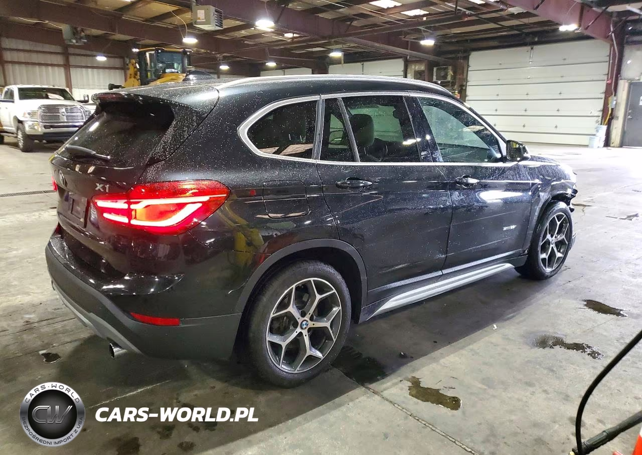 2017 BMW X1 Sdrive28I VIN:WBXHU7C31H5H36844 - 3