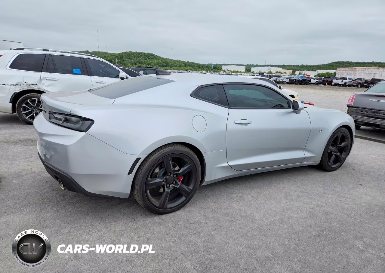 2018 Chevrolet Camaro Lt VIN:1G1FB1RX4J0116046 - 3