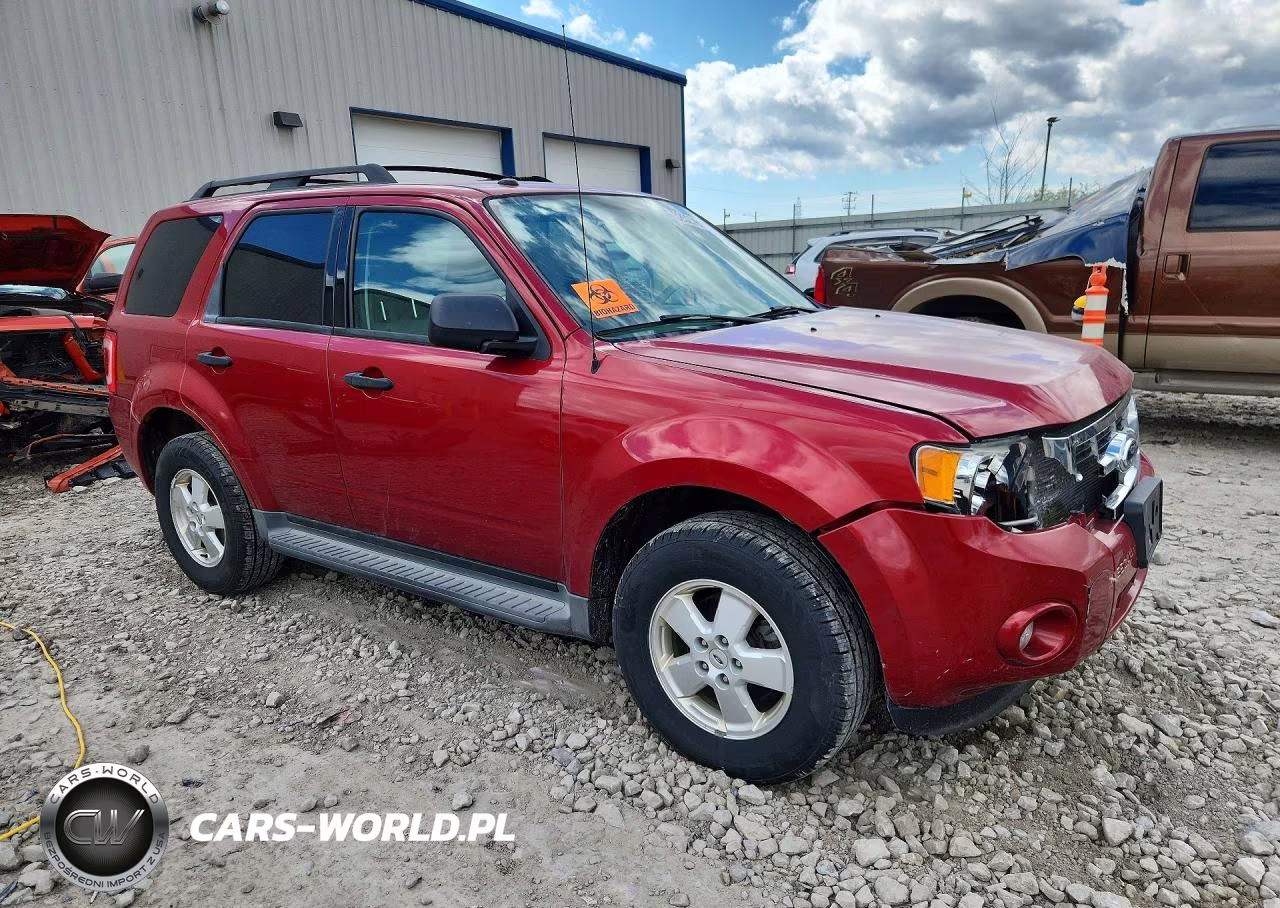 2012 Ford Escape Xlt VIN:1FMCU9D71CKC68492 - 4