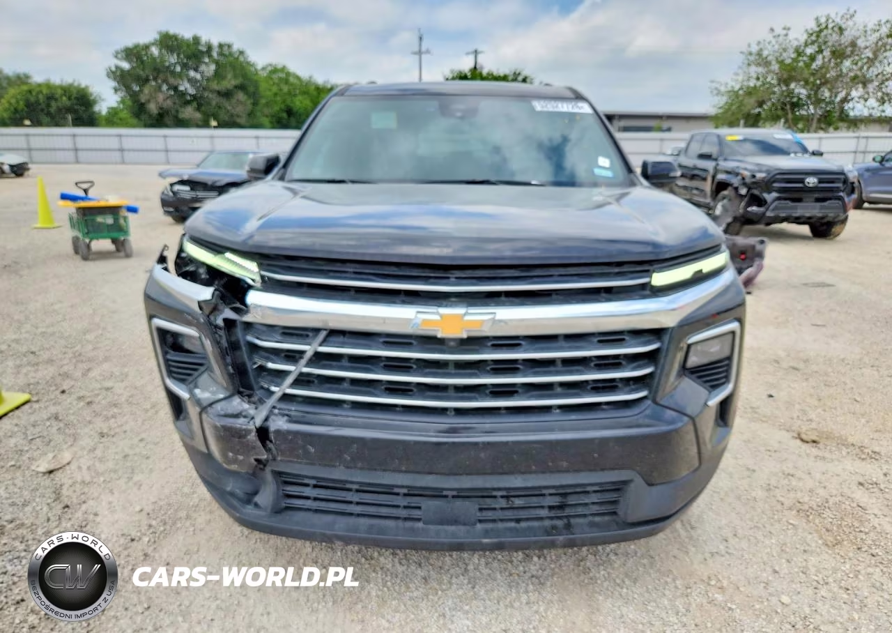 2026 Chevrolet Traverse Lt VIN:1GNERGKSXTJ109932 - 5