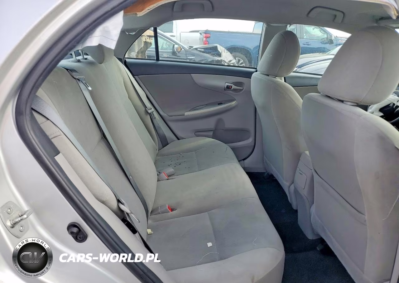 2013 Toyota Corolla Le VIN:5YFBU4EE1DP185423 - 10