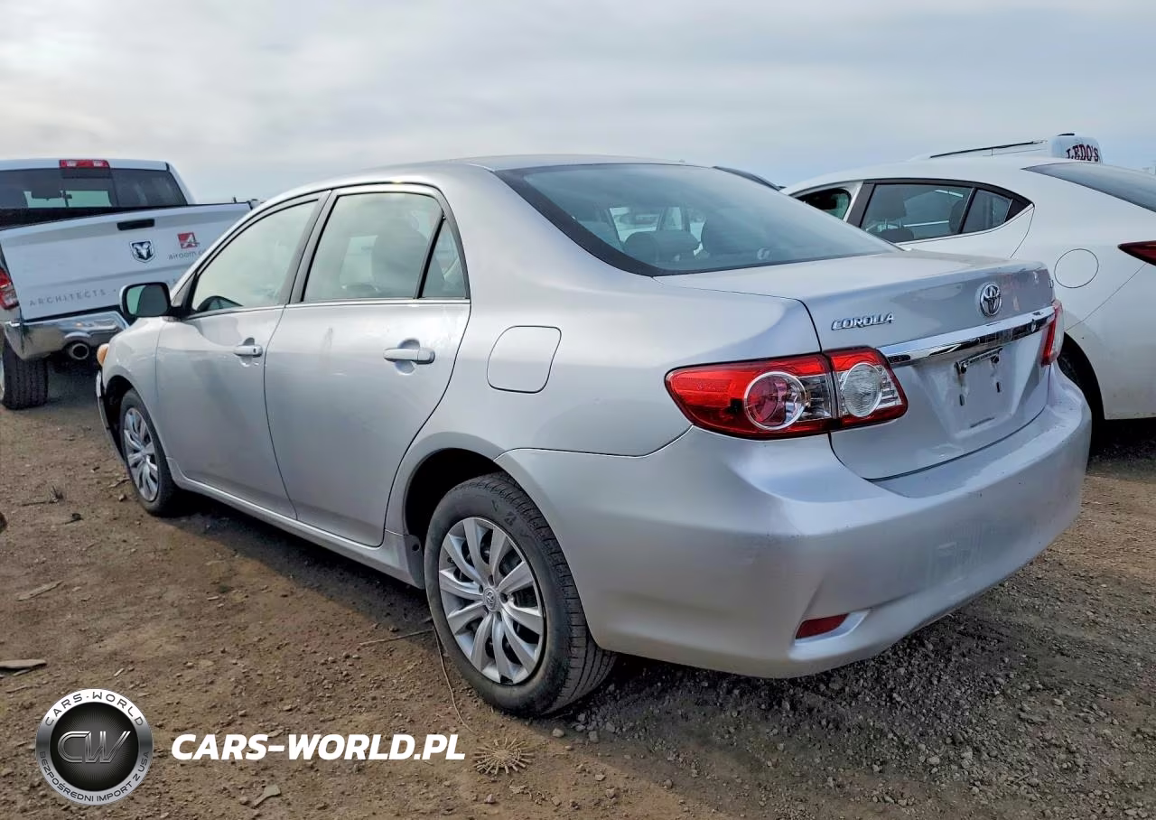 2013 Toyota Corolla Le VIN:5YFBU4EE1DP185423 - 2