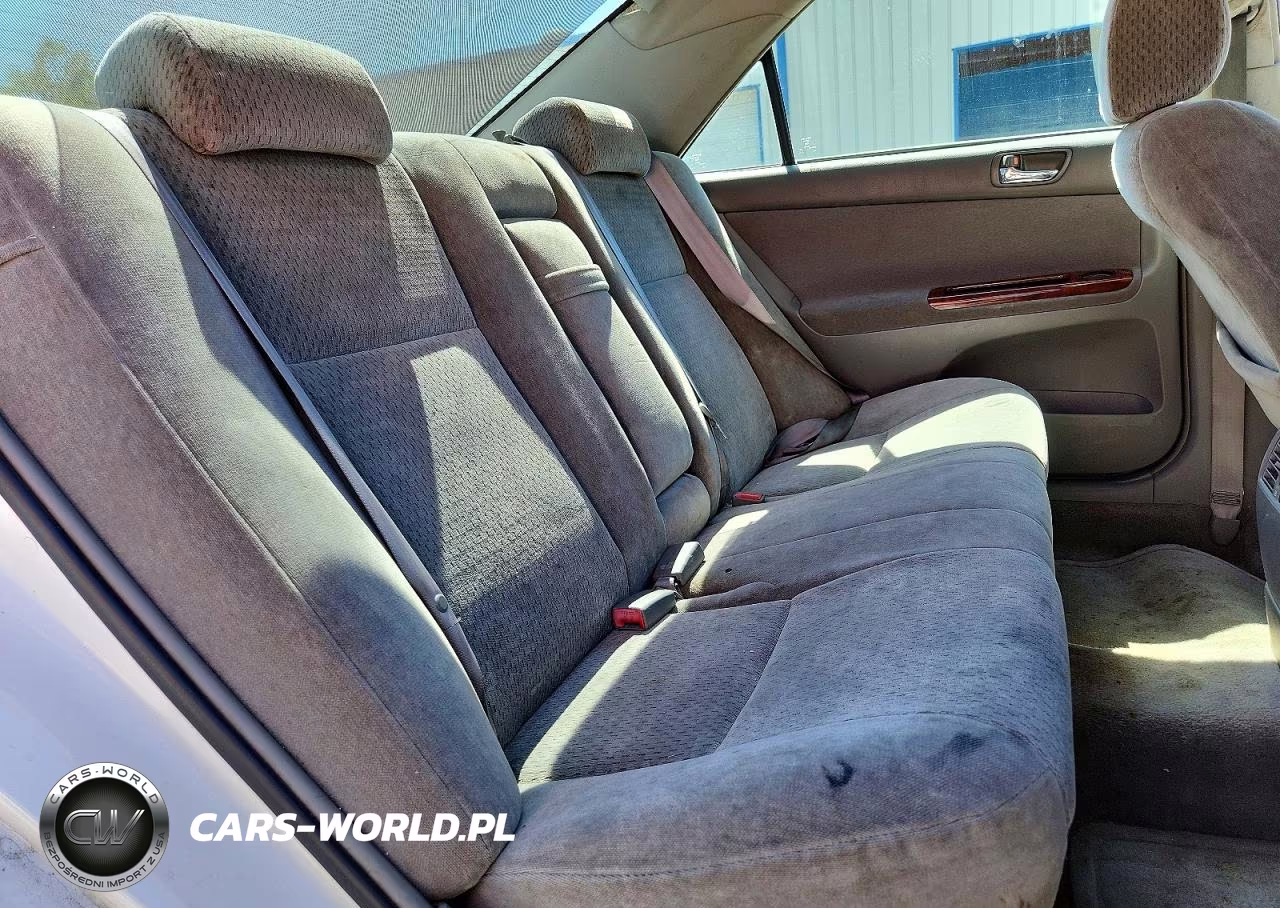 2002 Toyota Camry Xle VIN:4T1BE32K02U036353 - 10