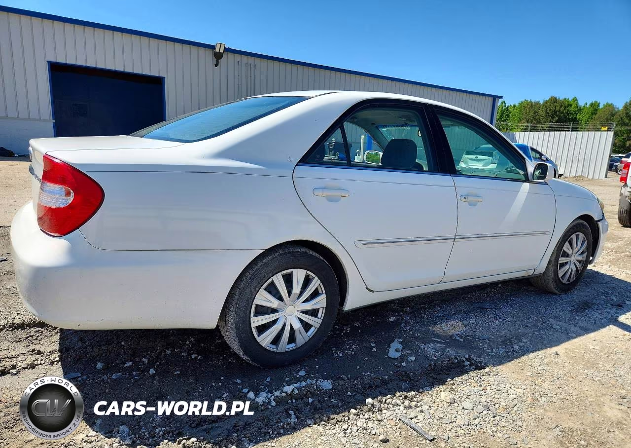2002 Toyota Camry Xle VIN:4T1BE32K02U036353 - 3
