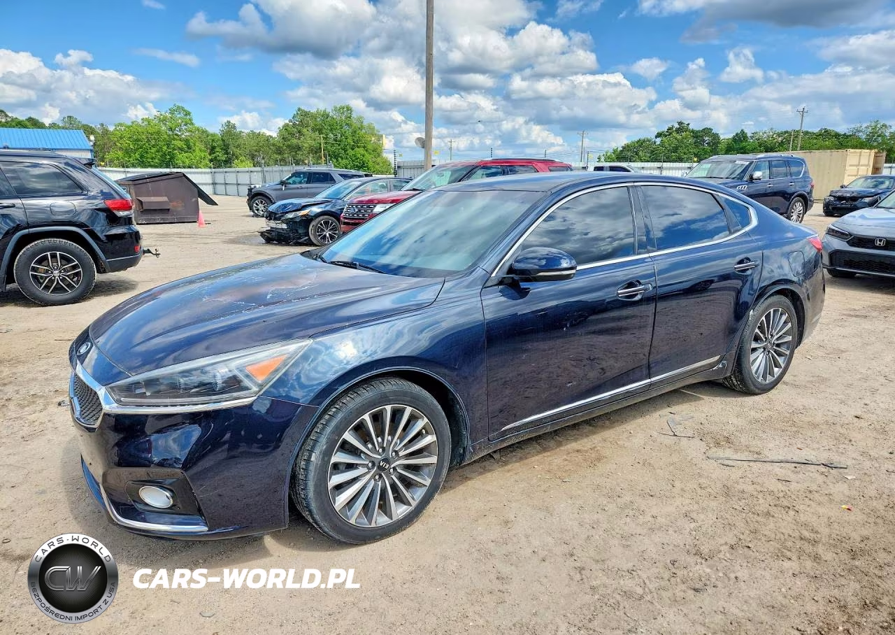 2017 Kia Cadenza Premium – zdjęcie 1 z 12