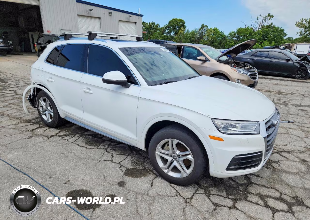 2019 Audi Q5 Premium VIN:WA1ANAFY0K2129303 - 4