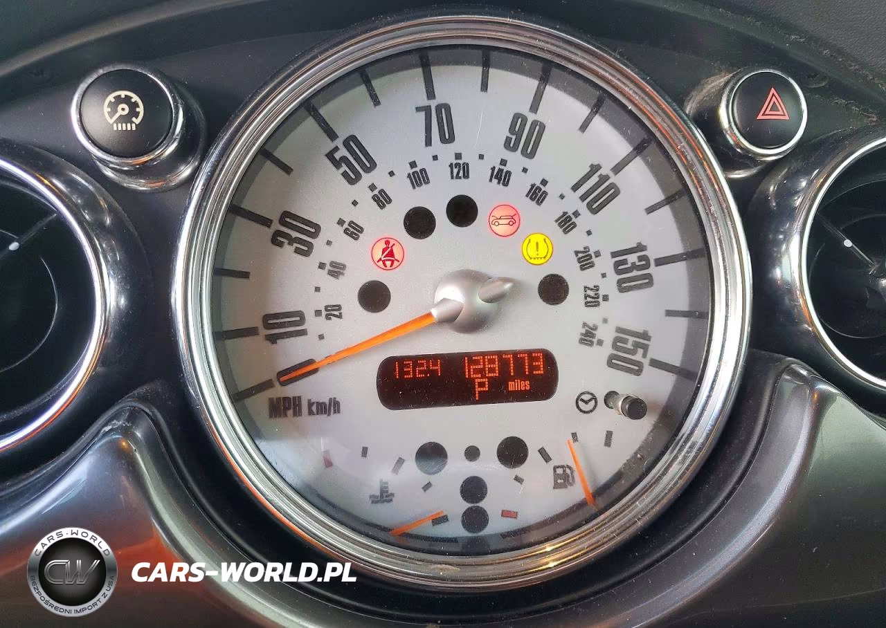 2008 Mini Cooper S VIN:WMWRH33508TL96933 - 9