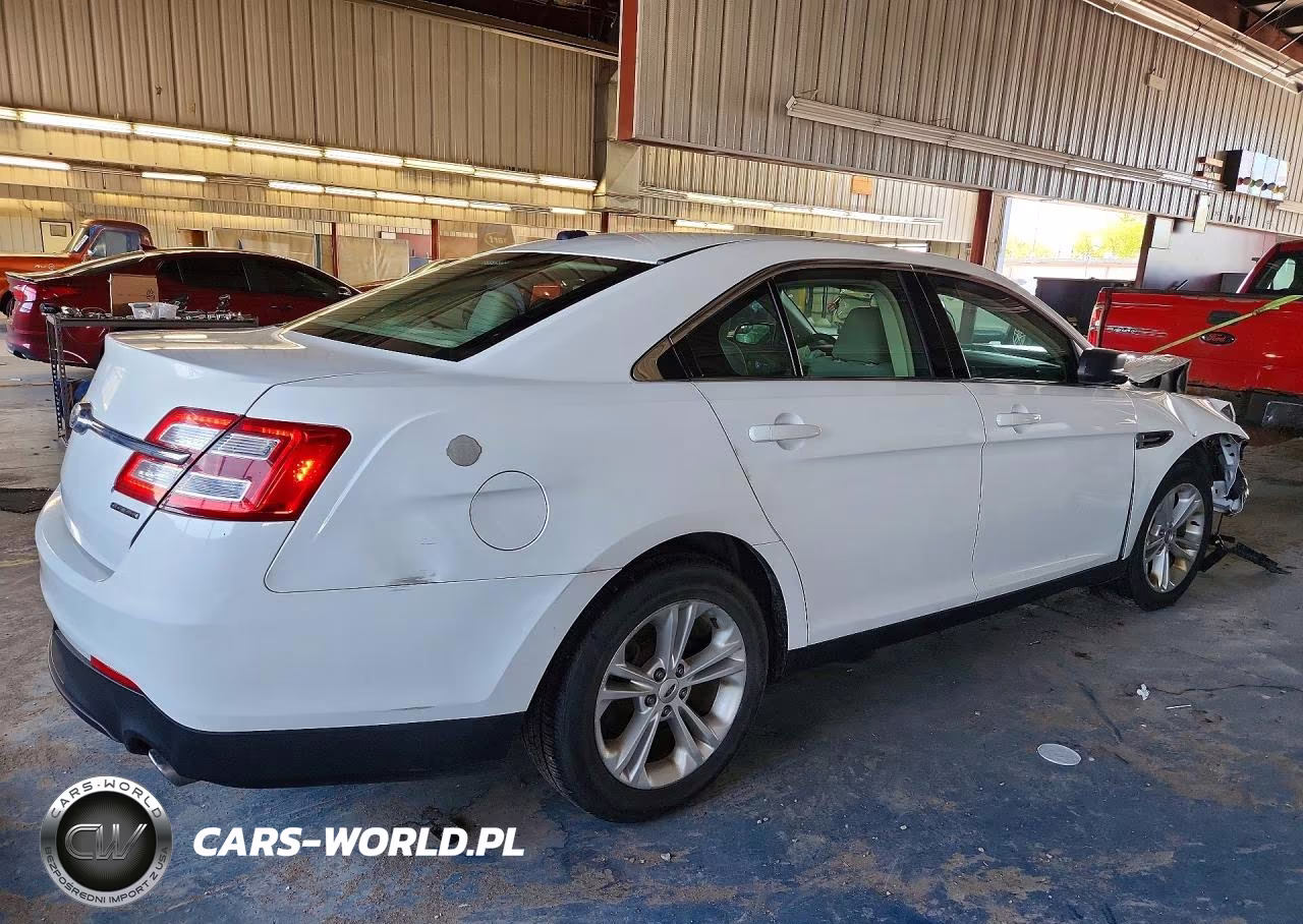 2017 Ford Taurus Se VIN:1FAHP2D80HG119752 - 3