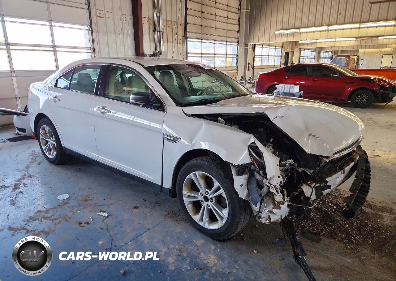 2017 Ford Taurus Se VIN:1FAHP2D80HG119752 - 4