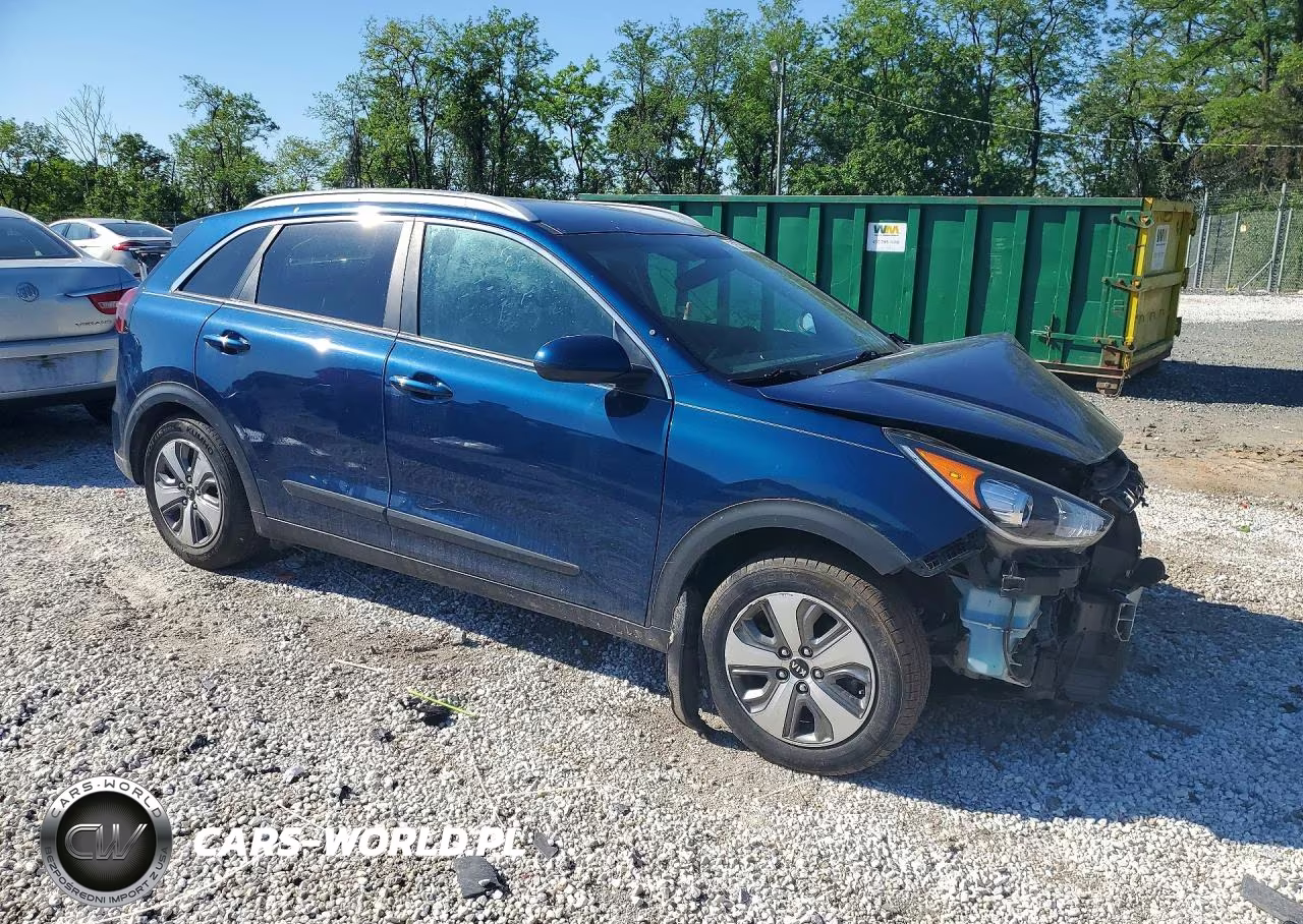 2019 Kia Niro Lx VIN:KNDCB3LC8K5261641 - 4
