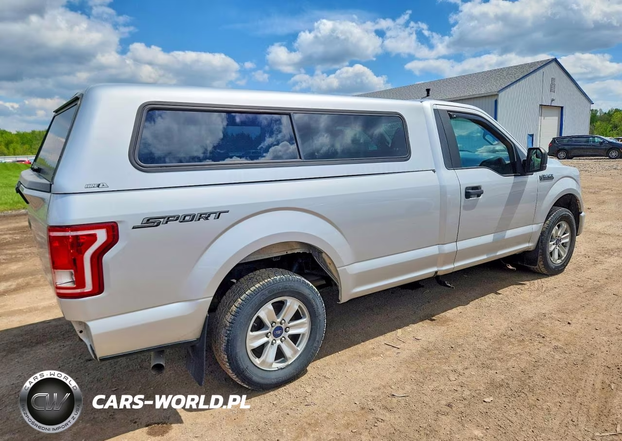 2017 Ford F150 VIN:1FTMF1C81HKD67853 - 3