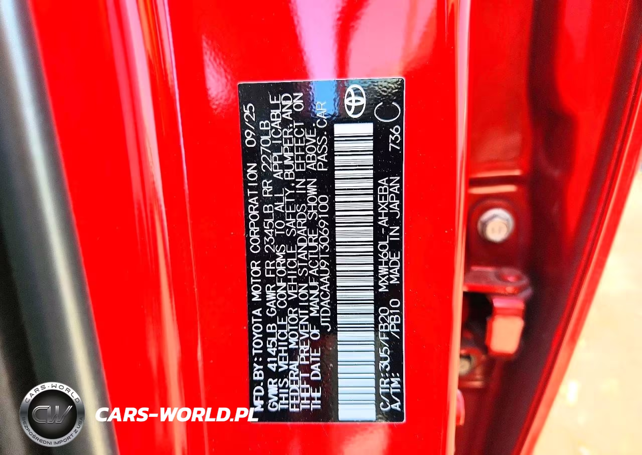 2026 Toyota Prius Le VIN:JTDACAAU9T3069100 - 13