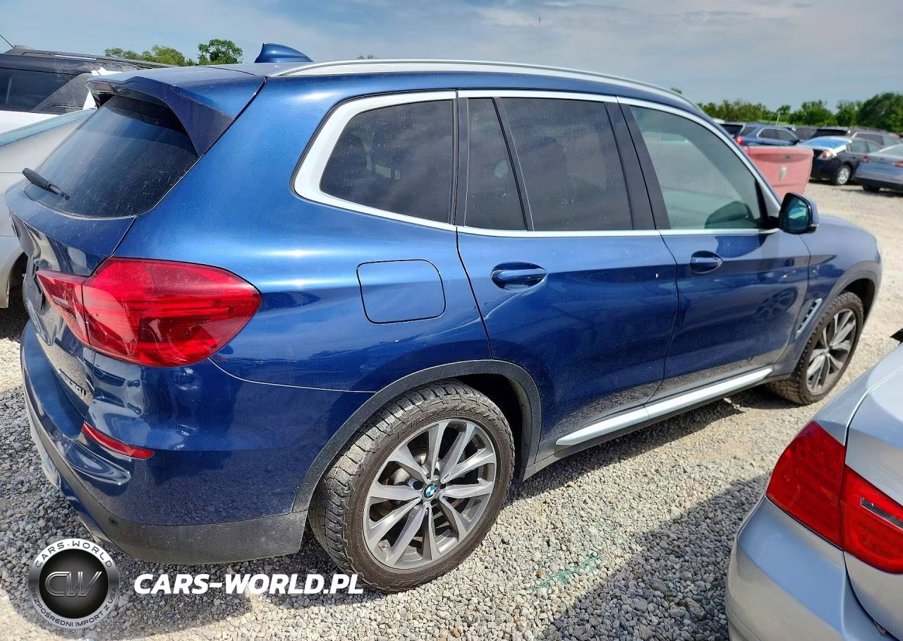 2019 BMW X3 xDrive30I VIN:5UXTR9C54KLD98735 - 3