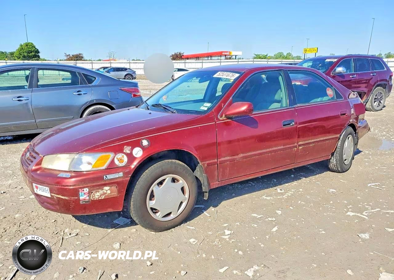 1999 Toyota Camry Ce – zdjęcie 1 z 12