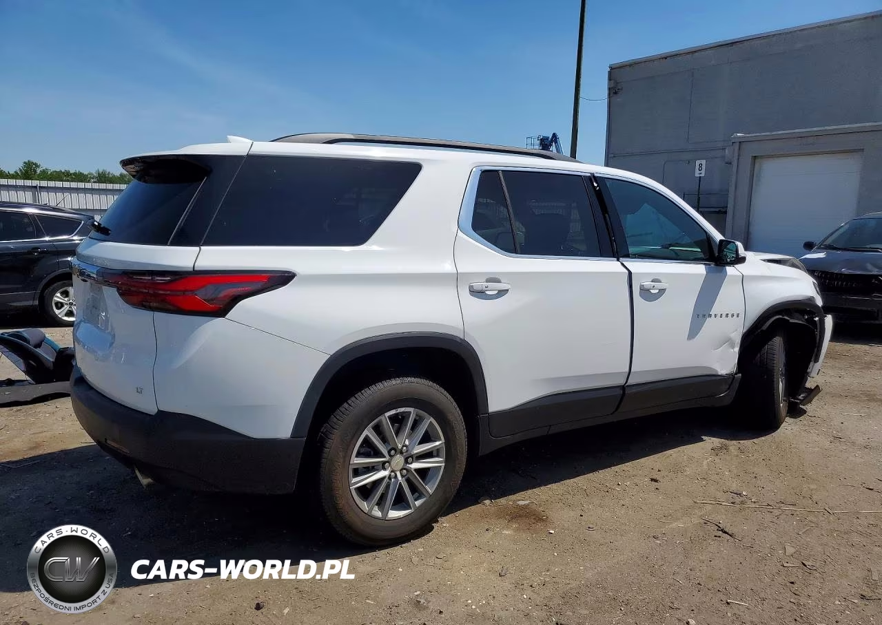 2023 Chevrolet Traverse VIN:1GNERGKW0PJ186219 - 3
