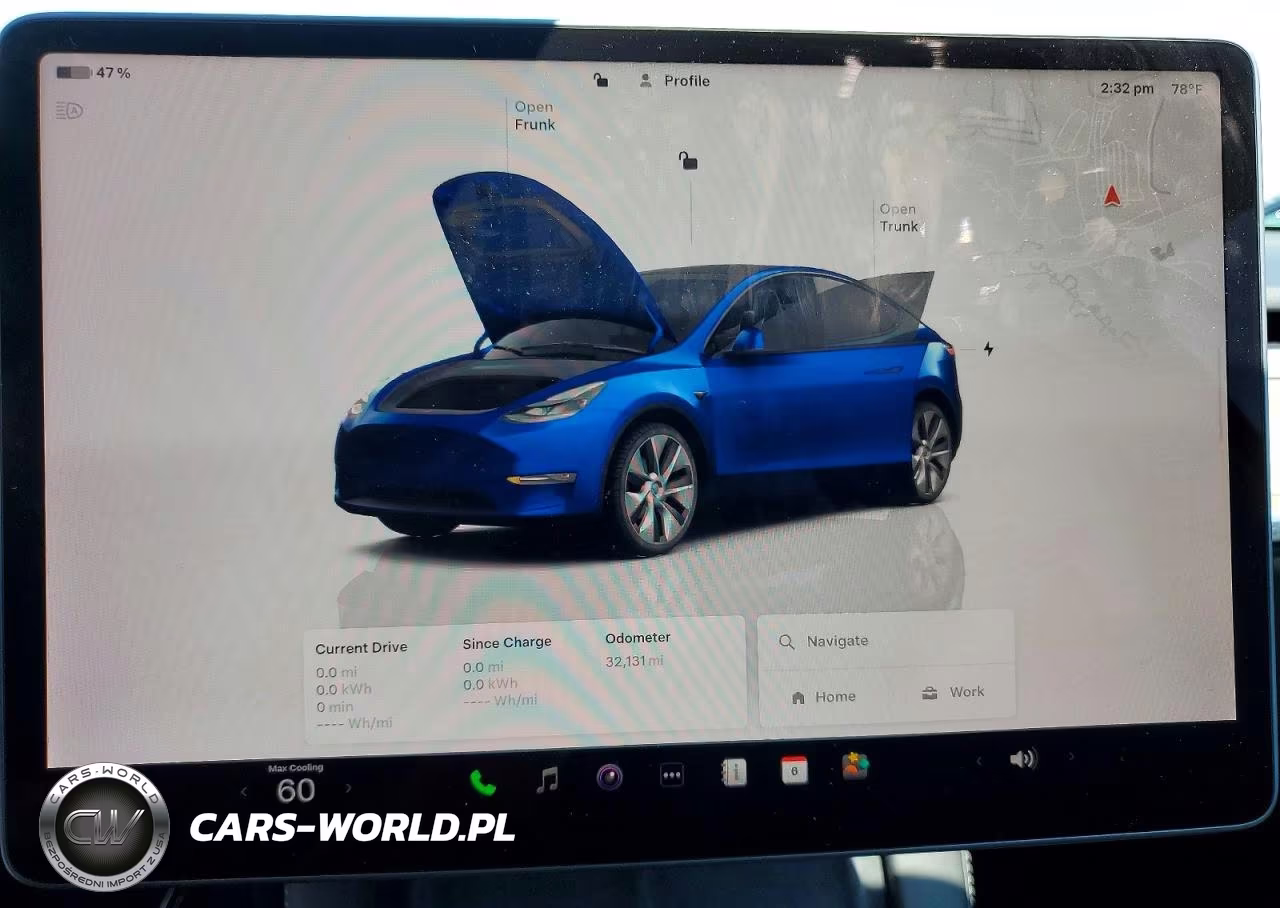 2023 Tesla Model Y VIN:7SAYGDEE6PF836484 - 9