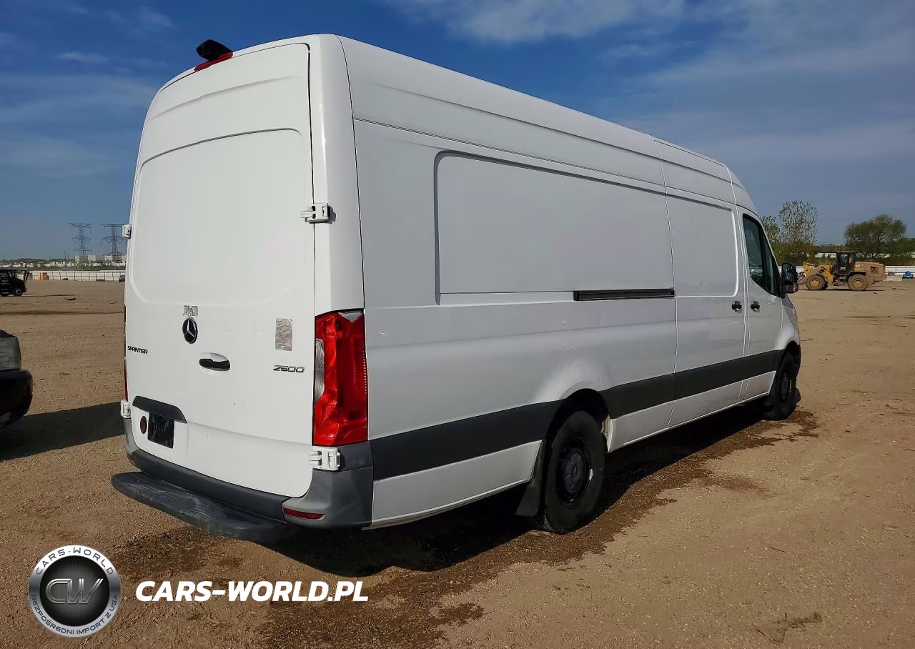 2022 Mercedes Benz Sprinter 2500 VIN:W1Y4EDHY8NT106640 - 3