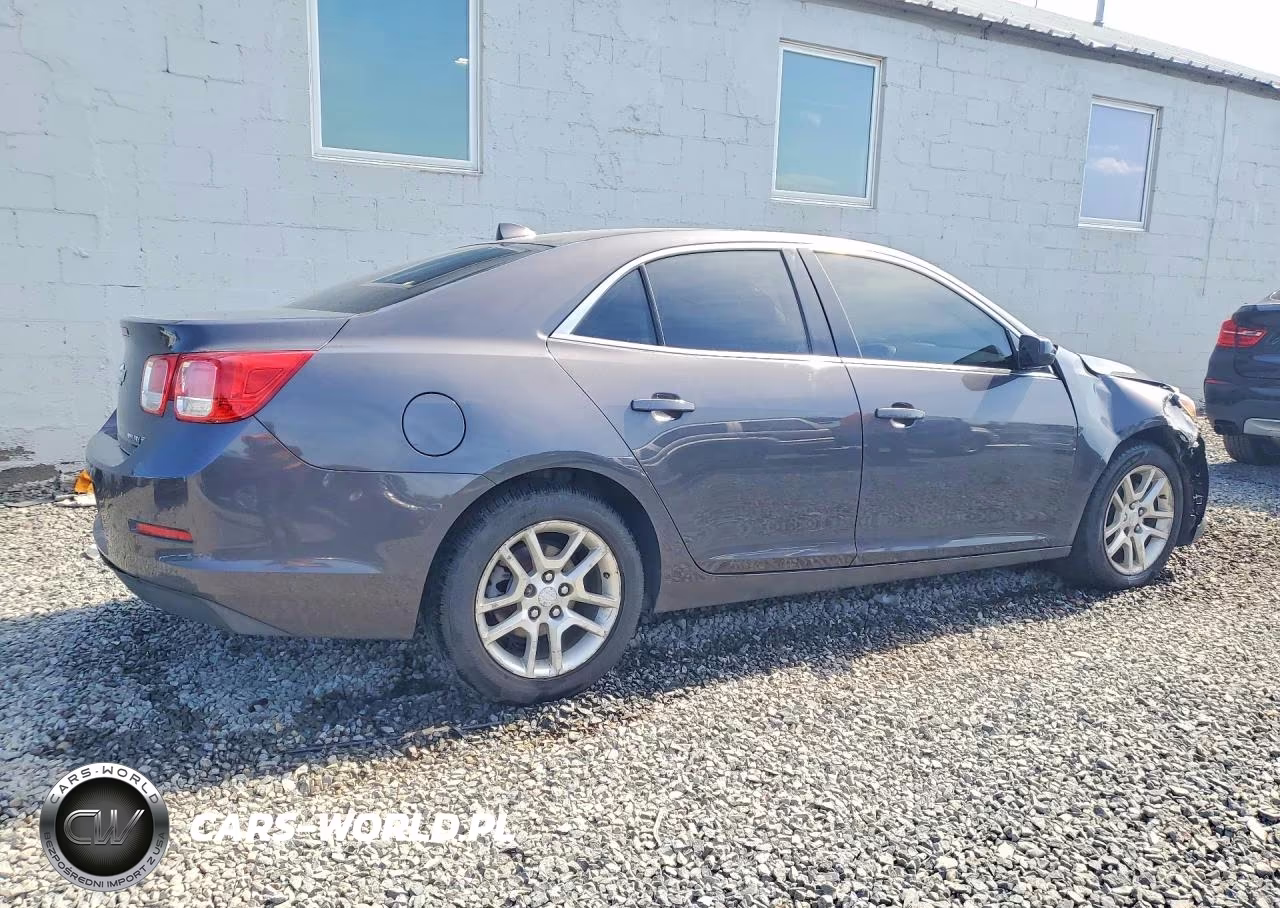 2013 Chevrolet Malibu 1Lt VIN:1G11D5RR4DF114926 - 3