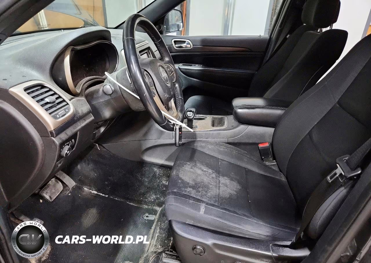 2014 Jeep Grand Cherokee Laredo VIN:1C4RJFAG0EC119529 - 7
