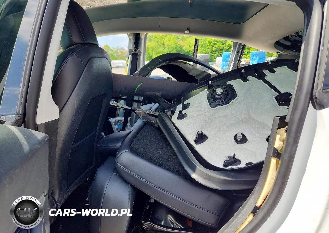 2021 Tesla Model Y VIN:5YJYGDEE0MF204248 - 10