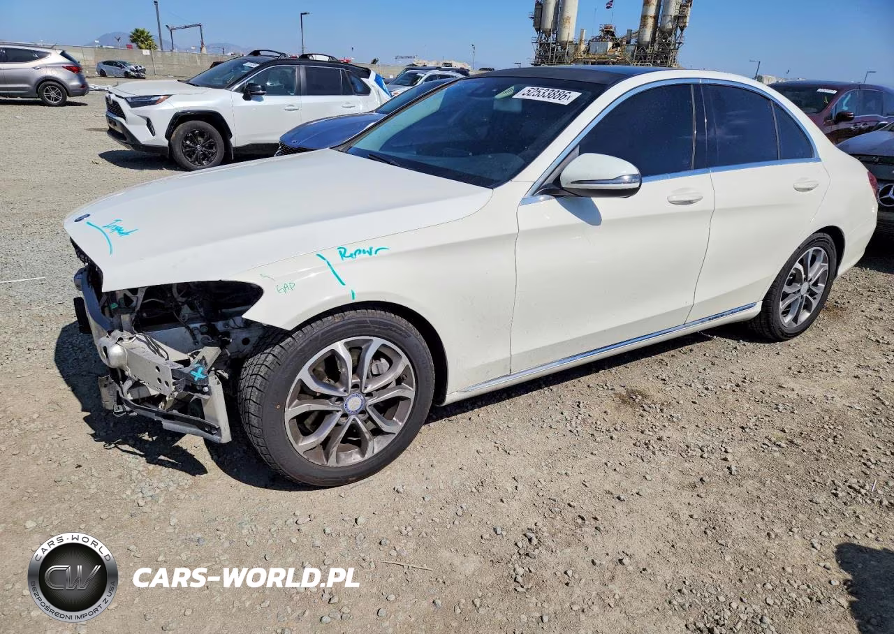 2017 Mercedes-Benz C 300 – zdjęcie 1 z 12