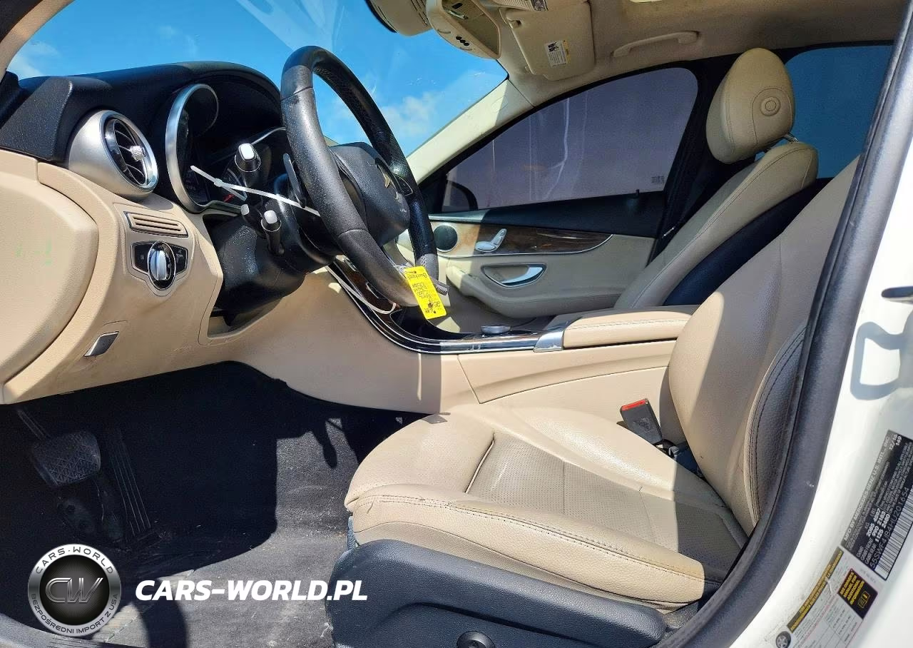 2017 Mercedes-Benz C 300 VIN:55SWF4JB4HU201654 - 7