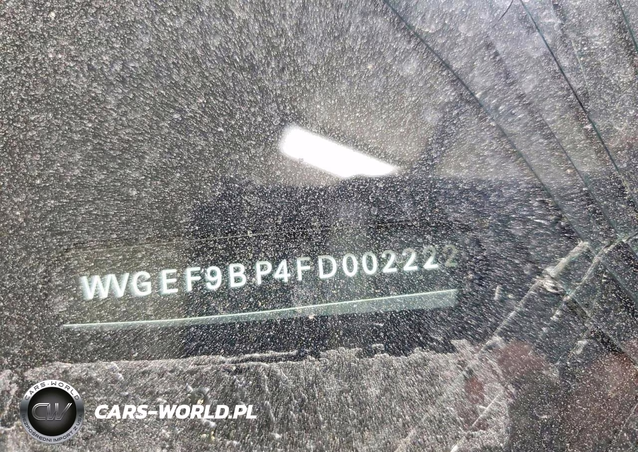 2015 Volkswagen Touareg V6 VIN:WVGEF9BP4FD002222 - 14