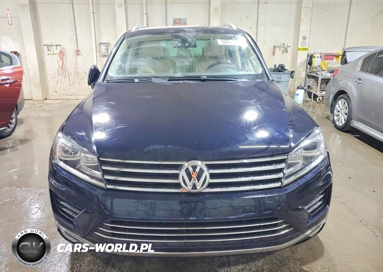 2015 Volkswagen Touareg V6 VIN:WVGEF9BP4FD002222 - 5