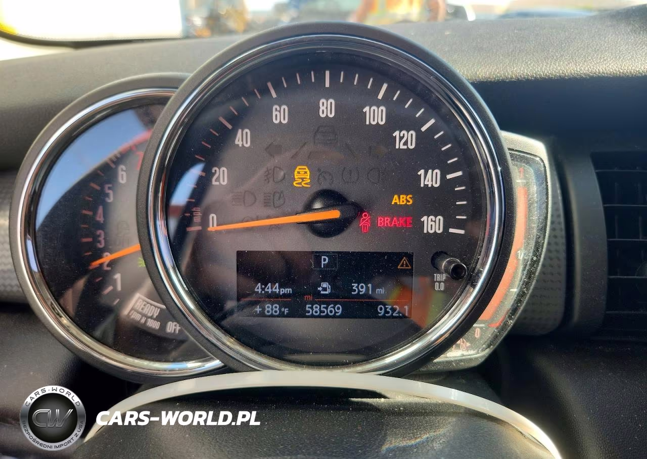 2018 Mini Cooper VIN:WMWXP5C58J2G63448 - 9