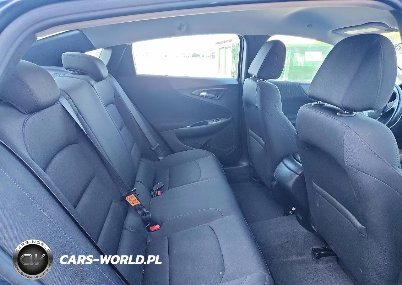2020 Chevrolet Malibu Rs VIN:1G1ZG5ST4LF138044 - 10
