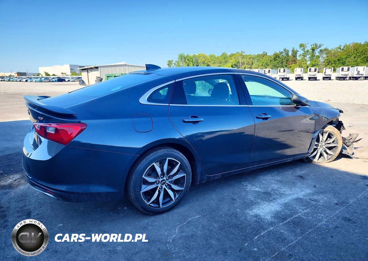 2020 Chevrolet Malibu Rs VIN:1G1ZG5ST4LF138044 - 3