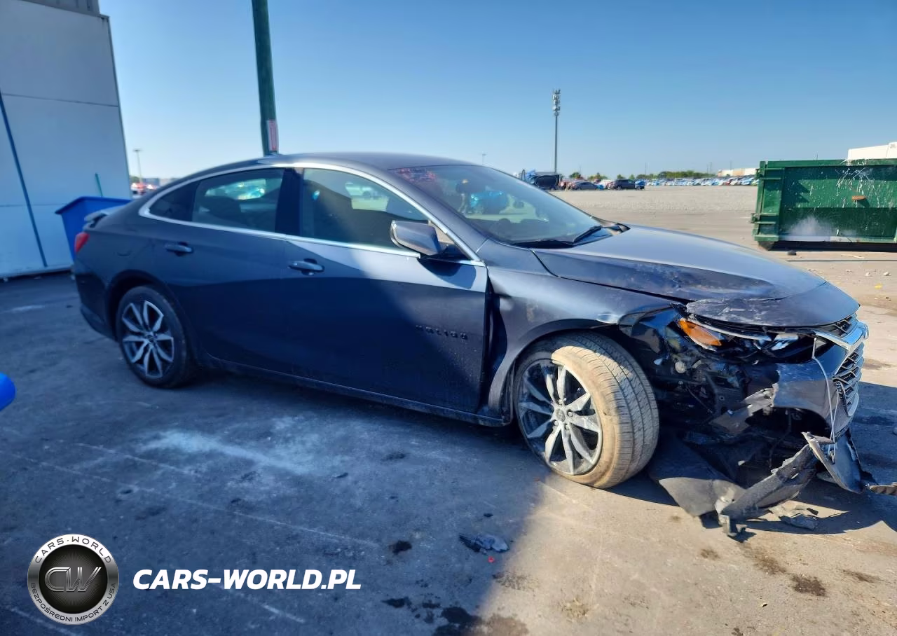 2020 Chevrolet Malibu Rs VIN:1G1ZG5ST4LF138044 - 4