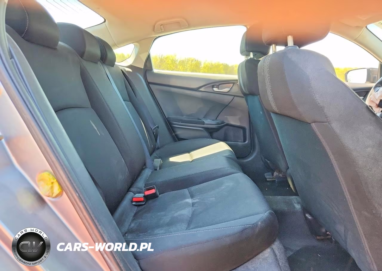 2018 Honda Civic VIN:19XFC2E52JE032877 - 10