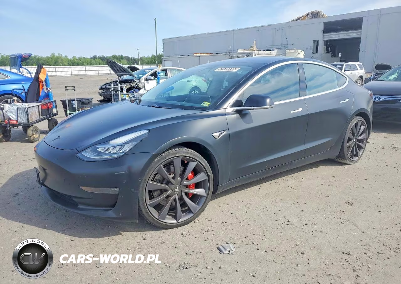 2020 Tesla Model 3 VIN:5YJ3E1EC6LF713143 - 1