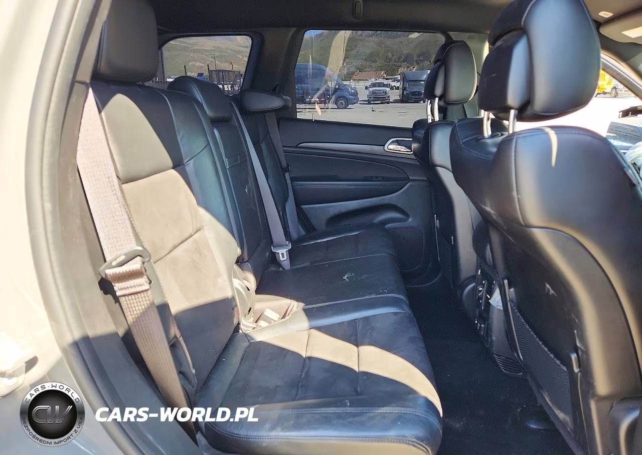 2021 Jeep Grand Cherokee Laredo VIN:1C4RJEAG3MC658171 - 11