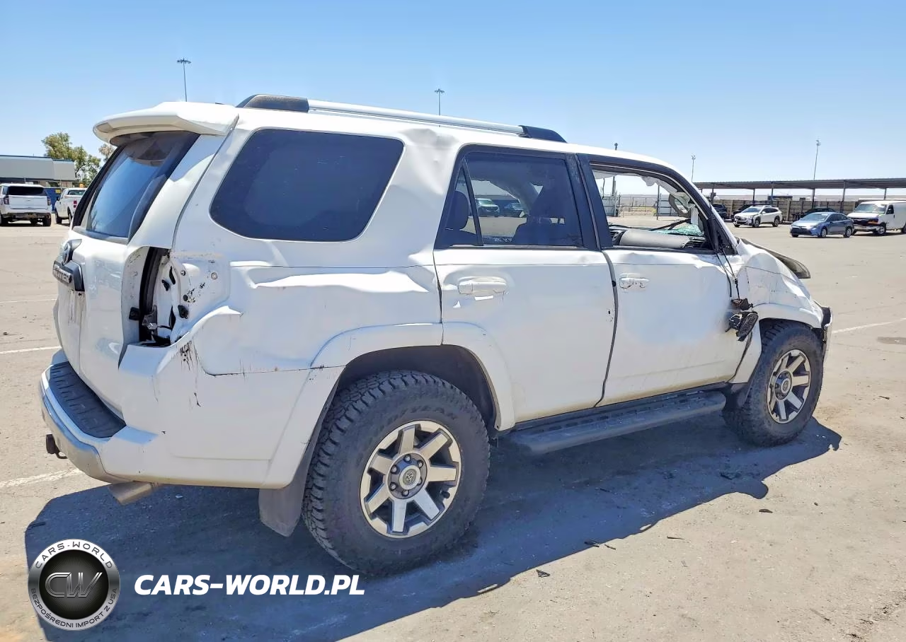 2014 Toyota 4Runner Trail Premium VIN:JTEBU5JR2E5180868 - 3