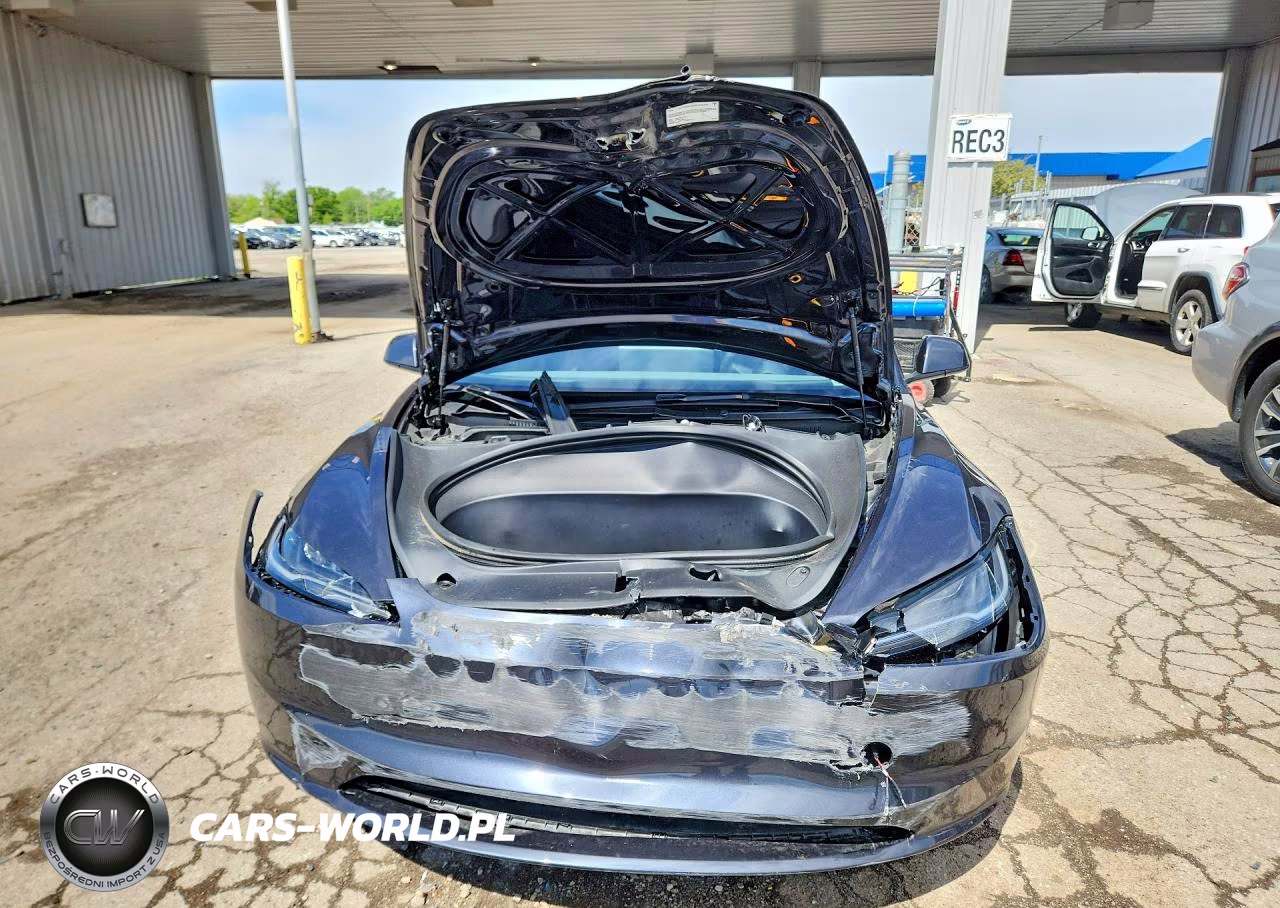 2025 Tesla Model 3 VIN:5YJ3E1EA7SF992650 - 5
