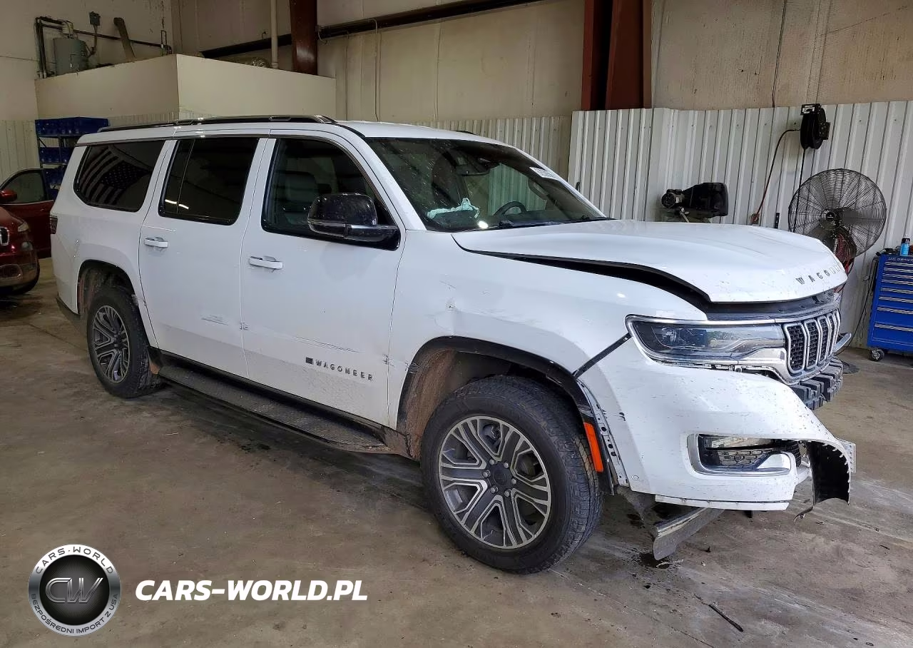 2023 Jeep Wagoneer L Series Ii VIN:1C4SJSBP8PS557474 - 4