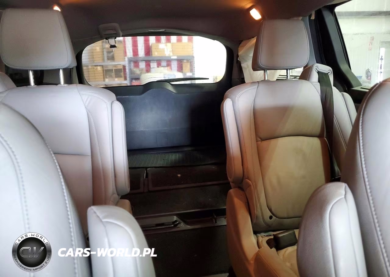 2024 Honda Odyssey Touring VIN:5FNRL6H86RB041162 - 10