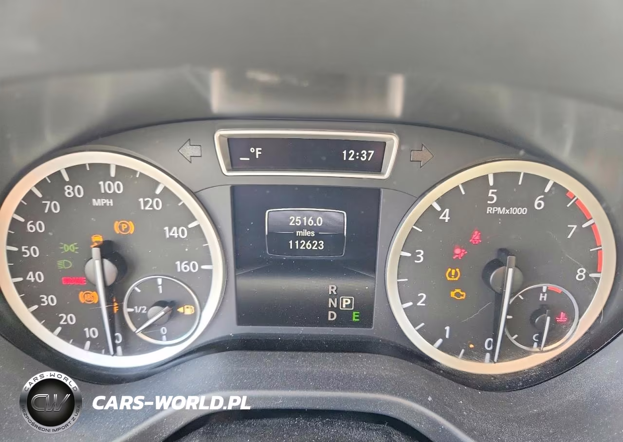 2018 Infiniti Qx30 Premium VIN:SJKCH5CR0JA049933 - 9
