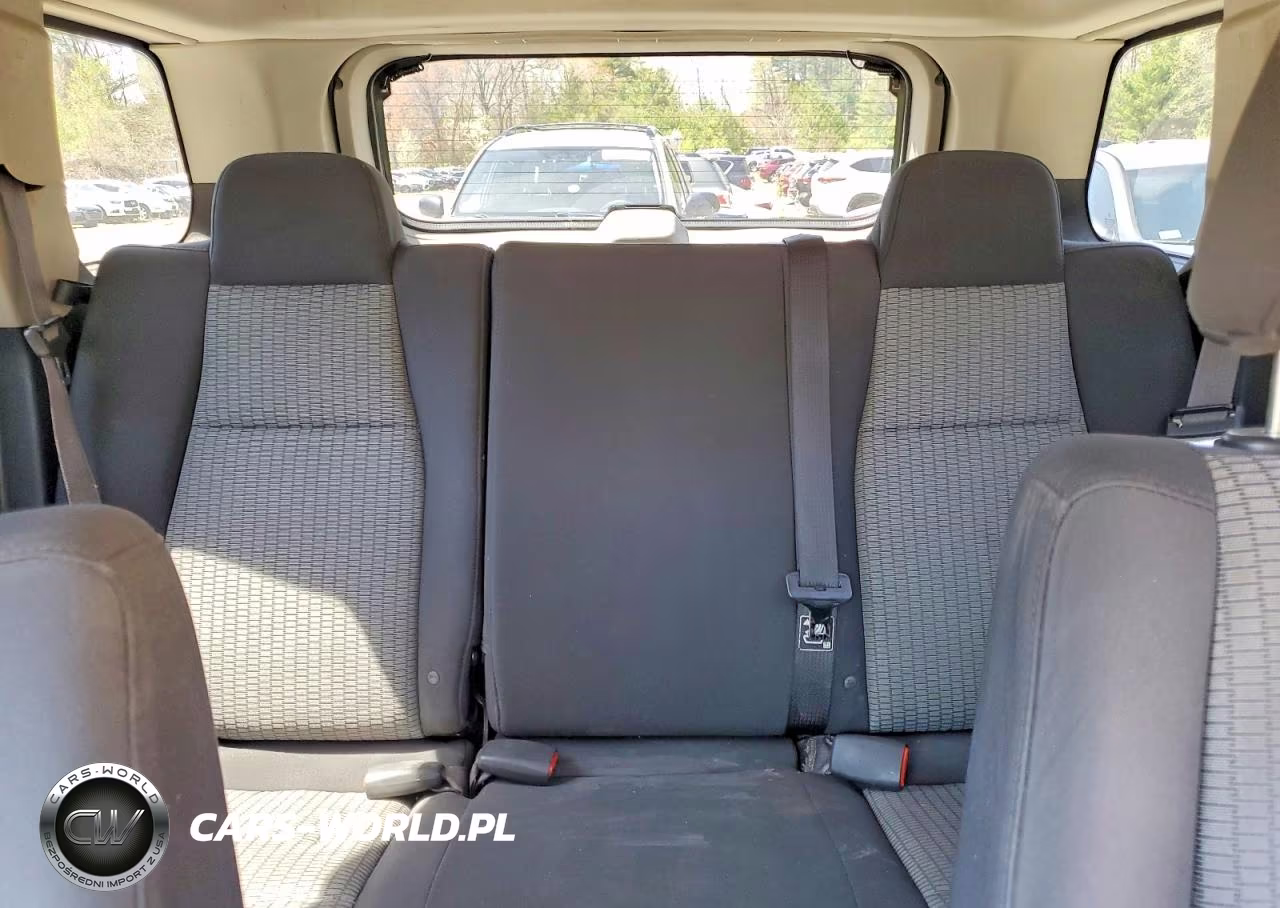 2009 Jeep Grand Cherokee Laredo VIN:1J8GR48K19C528541 - 10