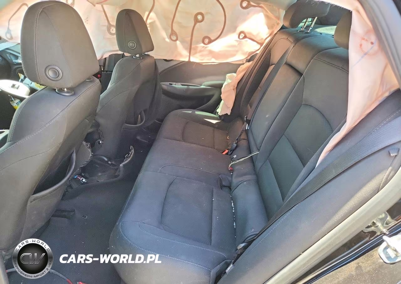 2017 Chevrolet Malibu VIN:1G1ZB5ST9HF260744 - 10