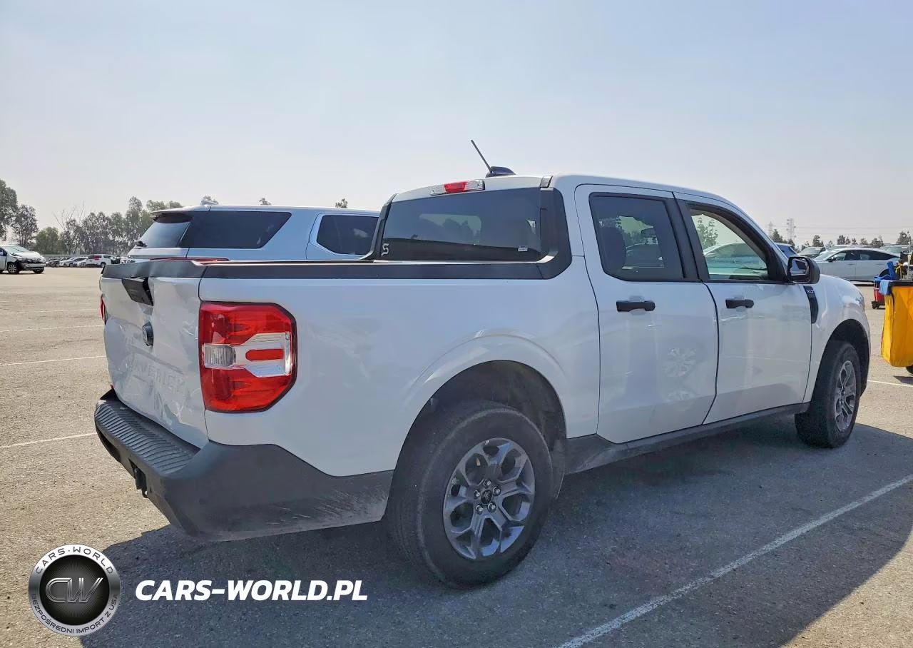 2025 Ford Maverick Xlt VIN:3FTTW8J30SRB28843 - 3